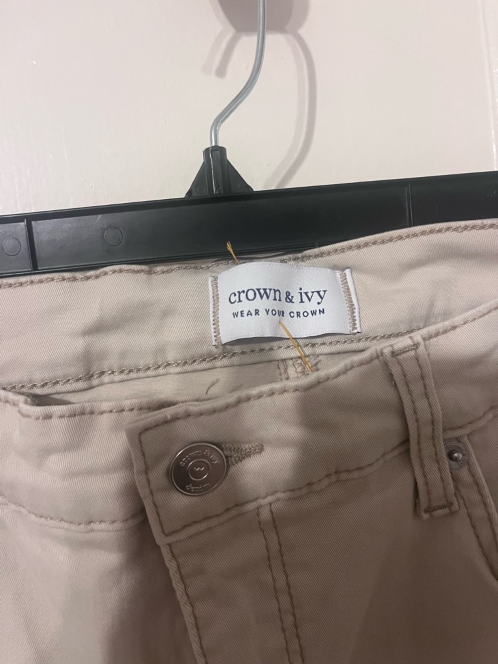crown & ivy Light Beige Skinny Jeans - Picture 2 of 4